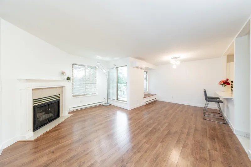 40 7520 18TH STREET - photo 3 of 25