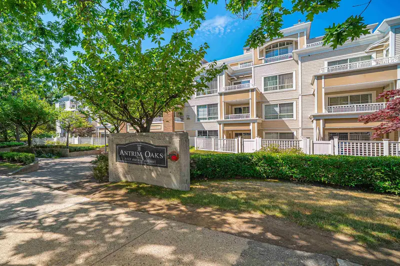 211 7117 ANTRIM AVENUE - photo 2 of 25