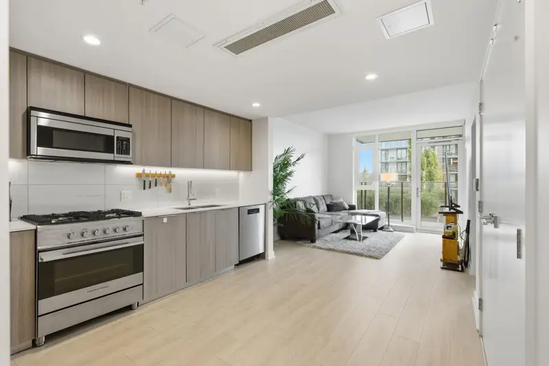 602 1401 HUNTER STREET - photo 2 of 25