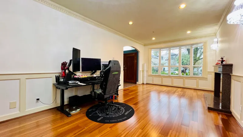 2813 W 21ST AVENUE - photo 3 of 23