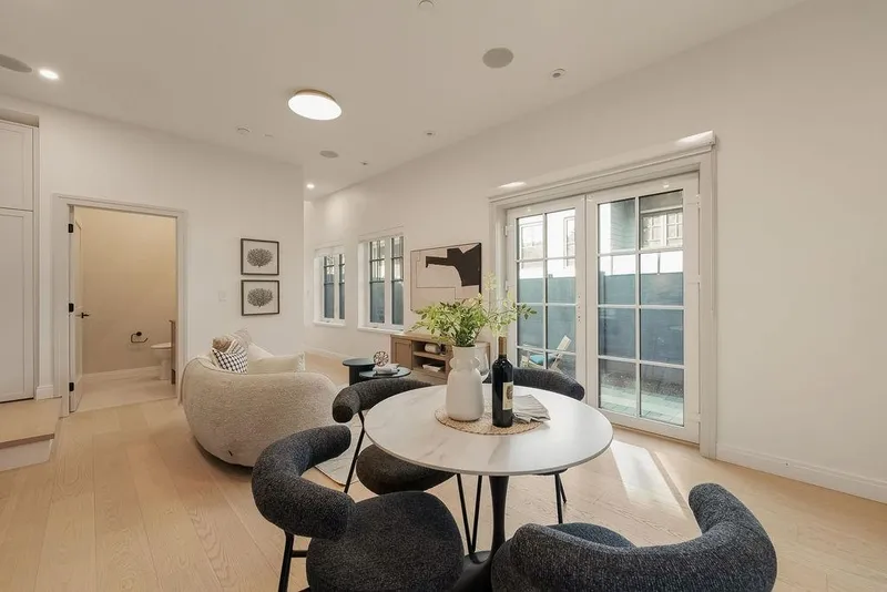 2544 GRANT STREET - photo 4 of 23