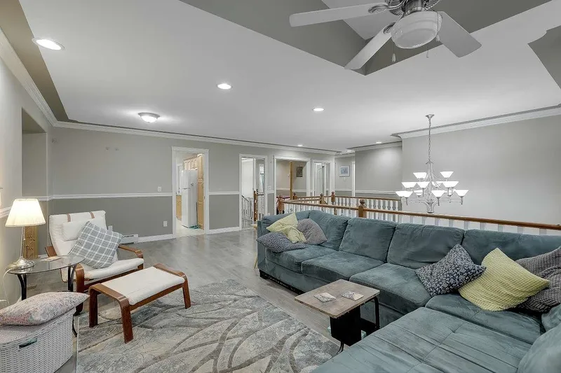 8010 TOPPER DRIVE - photo 4 of 25