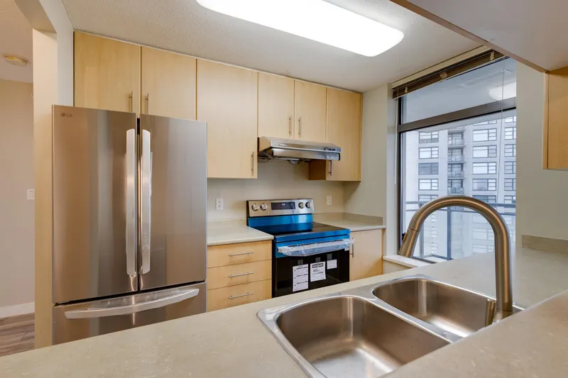 1202 3660 VANNESS AVENUE - photo 4 of 25