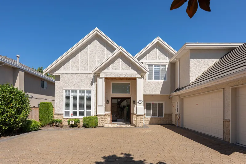 7451 BATES ROAD - photo 3 of 25