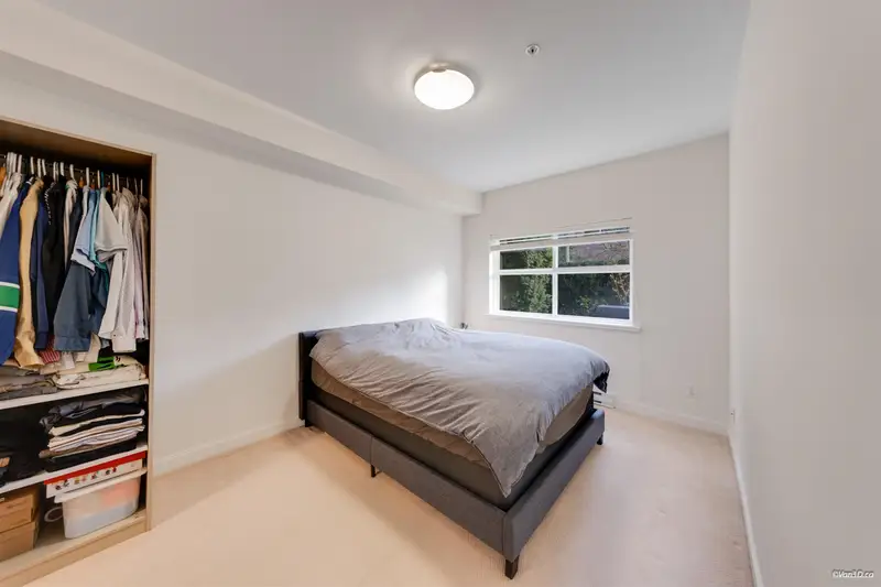 110 5655 INMAN AVENUE - photo 3 of 25