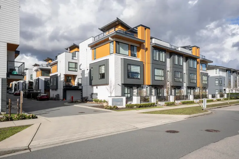 51 16511 WATSON DRIVE - photo 1 of 25