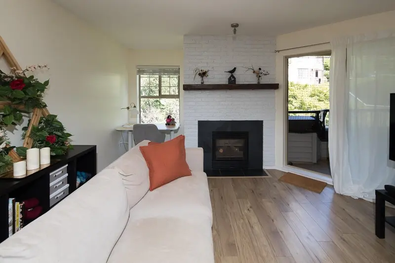 502 214 ELEVENTH STREET - photo 4 of 25