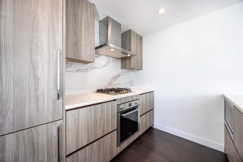 3107 13768 100 AVENUE - photo 3 of 25