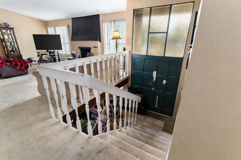 14635 59A AVENUE - photo 4 of 25