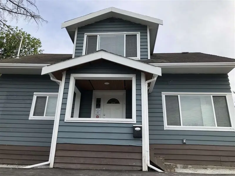 12728 114A AVENUE - photo 1 of 3