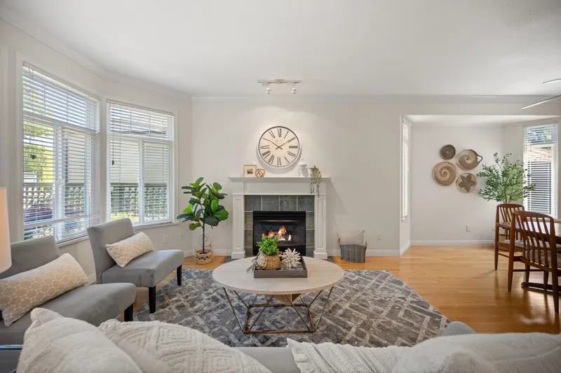 71 14909 32 AVENUE - photo 4 of 25