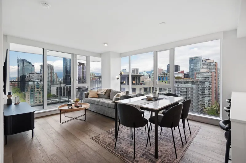 2002 1111 RICHARDS STREET - photo 1 of 25