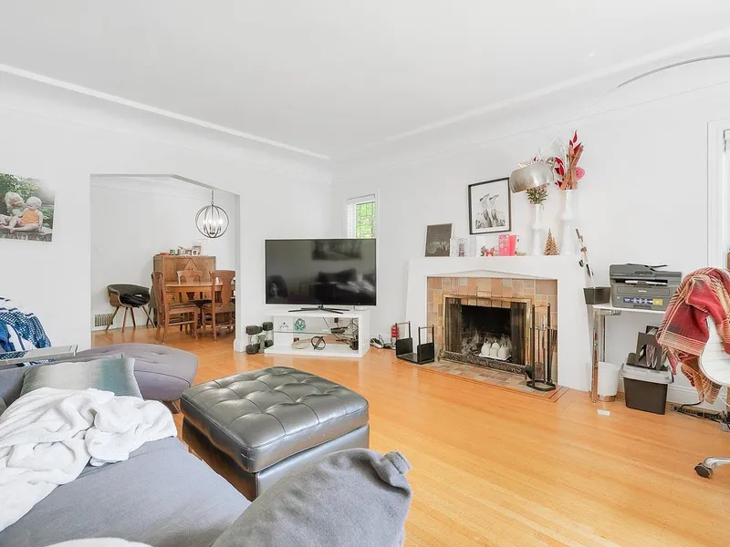 2903 W 42ND AVENUE - photo 4 of 25