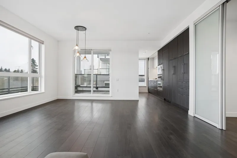 608 6677 CAMBIE STREET - photo 3 of 25