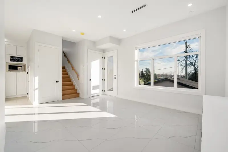 1328 E 64TH AVENUE - photo 4 of 25