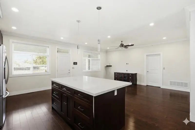 32141 HILLCREST AVENUE - photo 4 of 25