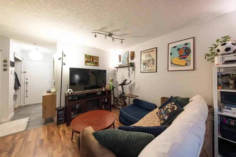 209 1345 COMOX STREET - photo 1 of 13