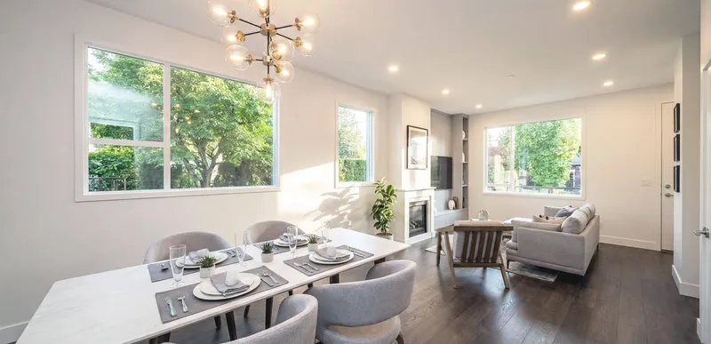 1 2242 E 39TH AVENUE - photo 2 of 6