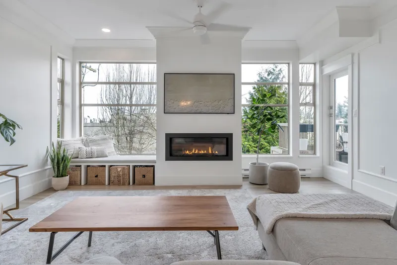 301 1118 55 STREET - photo 3 of 25