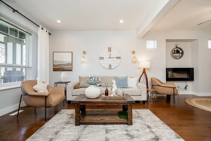 7350 194 STREET - photo 1 of 25