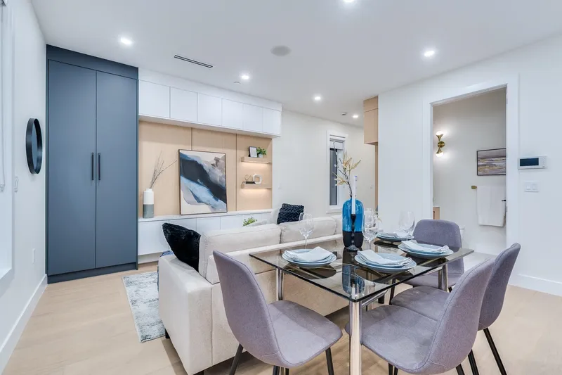 1 5459 RHODES STREET - photo 4 of 25