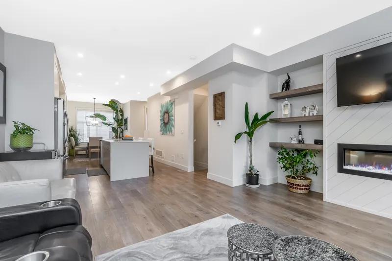 65 14541 WINTER CRESCENT - photo 4 of 25