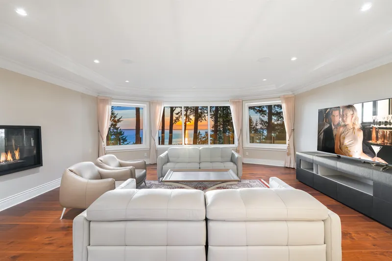 1455 126A STREET - photo 3 of 25