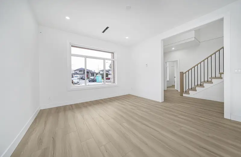 5839 185A STREET - photo 3 of 24