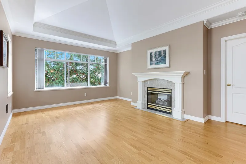 303 1280 55 STREET - photo 4 of 25