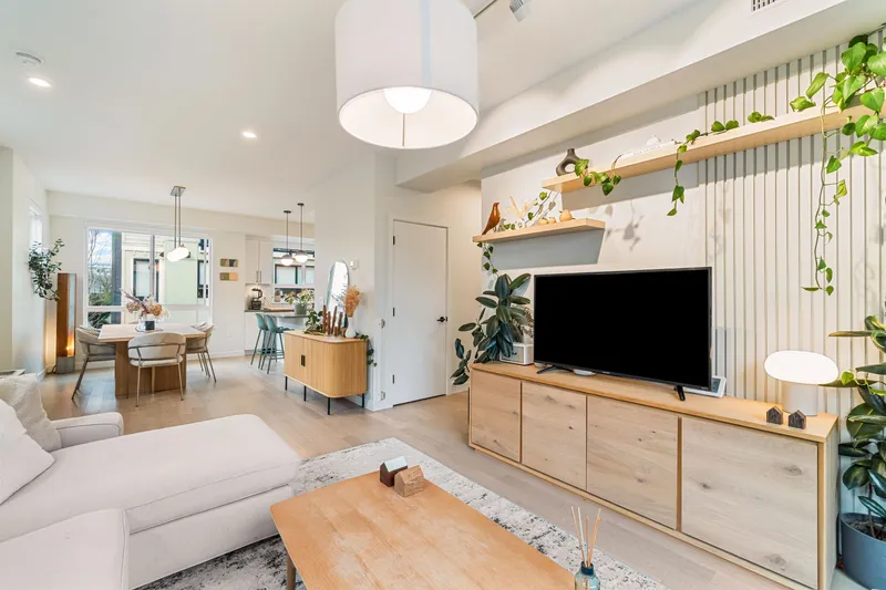 60 10199 RIVER DRIVE - photo 4 of 25