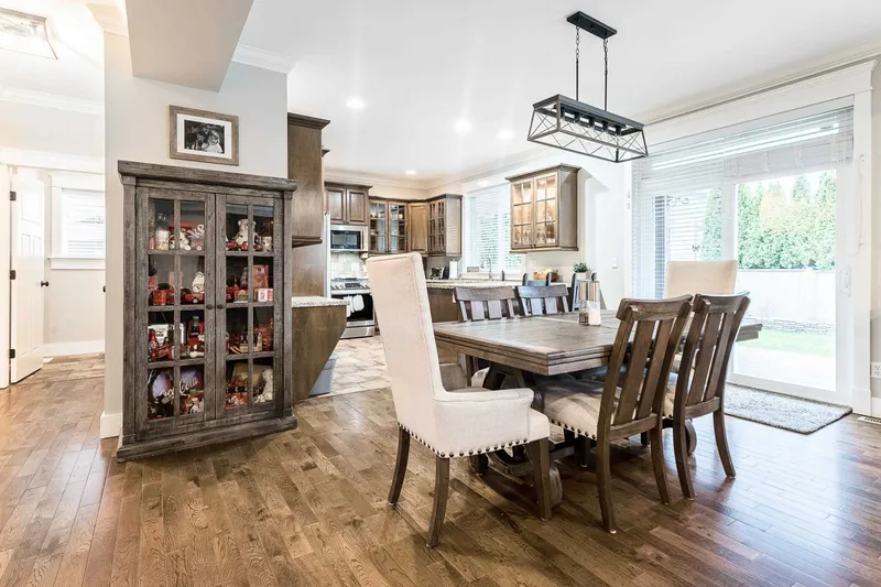 8761 MACHELL STREET - photo 2 of 25