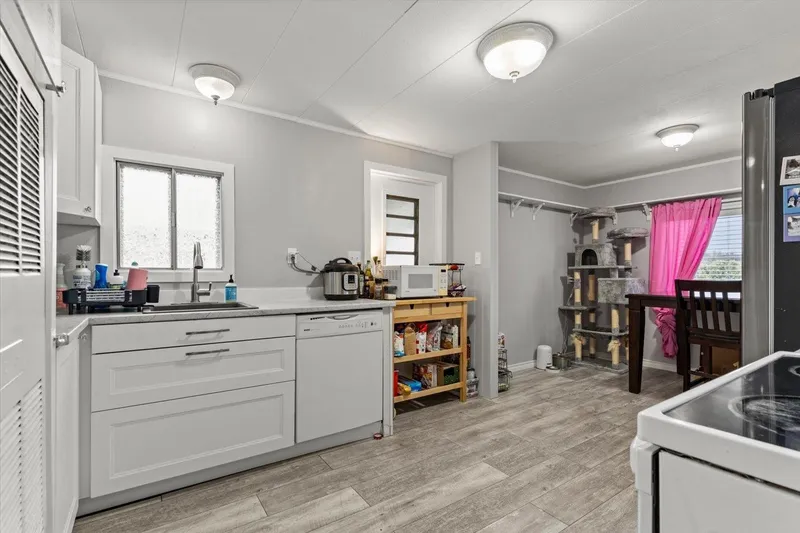 60 45640 WATSON ROAD - photo 3 of 25