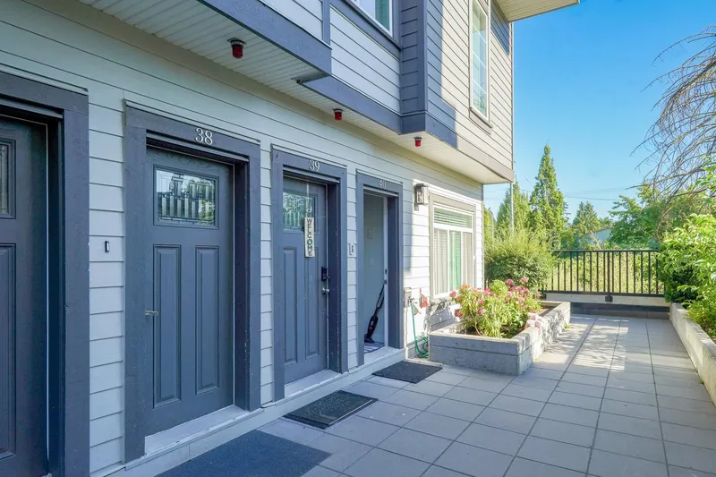 38 7247 140 STREET - photo 4 of 24