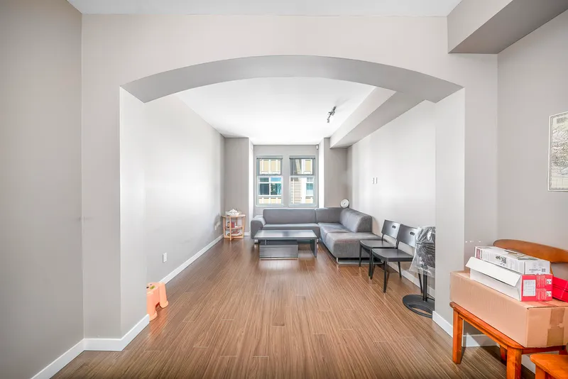 7 9333 FERNDALE ROAD - photo 4 of 21