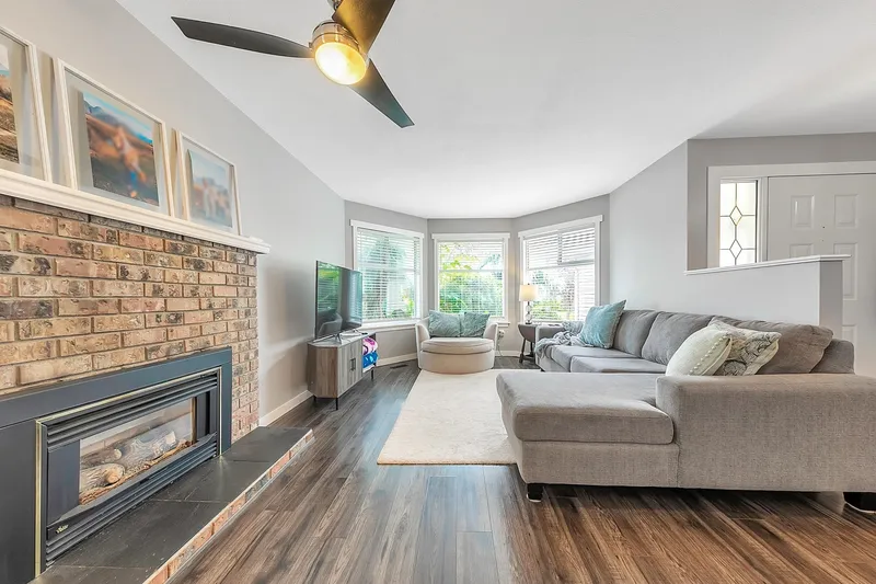 9286 212 STREET - photo 1 of 25