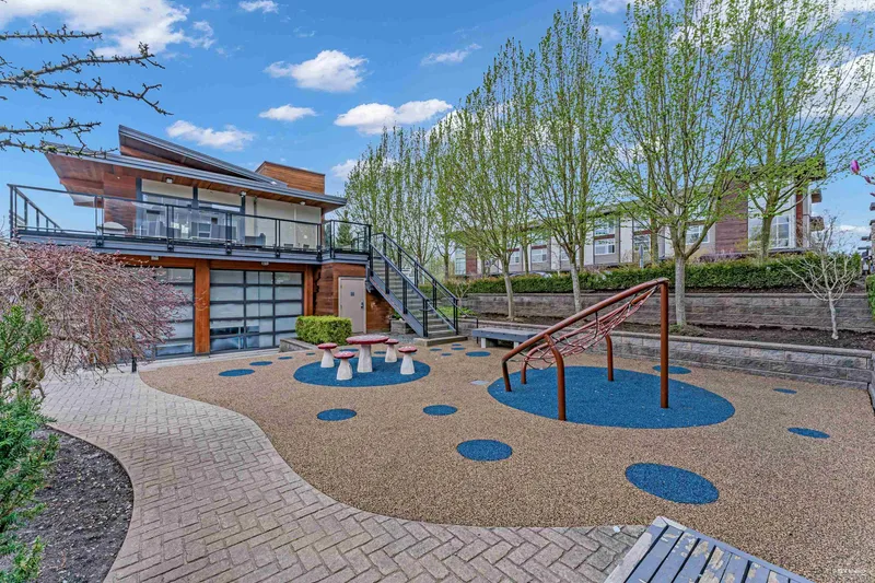 163 2228 162 STREET - photo 3 of 25