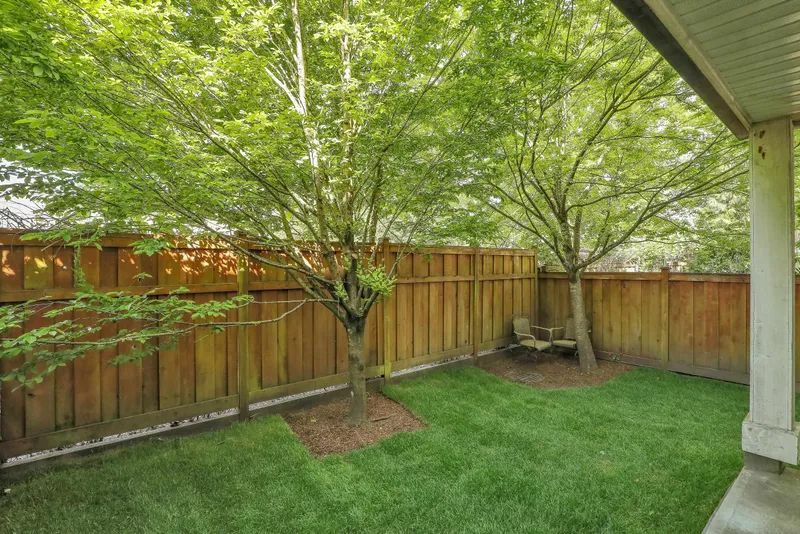 19 8713 158 STREET - photo 4 of 25