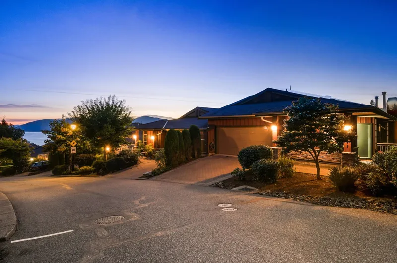 8519 SEASCAPE DRIVE - photo 2 of 25