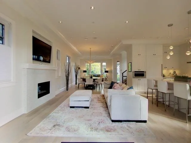 4248 W 10TH AVENUE - photo 3 of 16