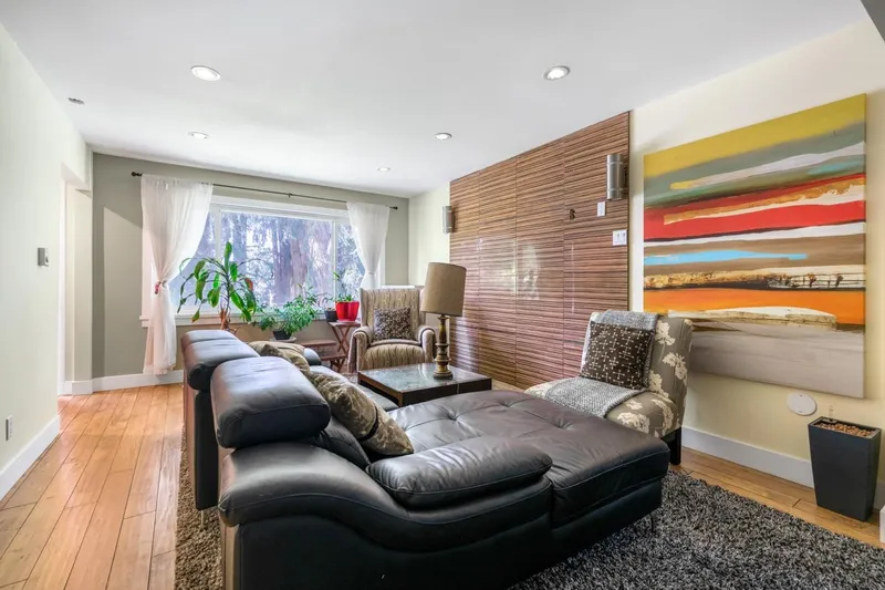 7814 ROSEWOOD STREET - photo 3 of 25