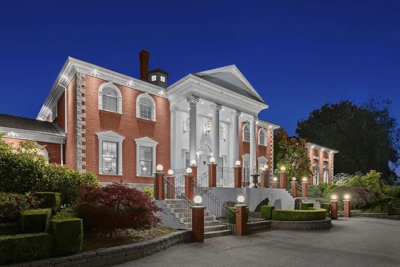 558 248 STREET - photo 2 of 25