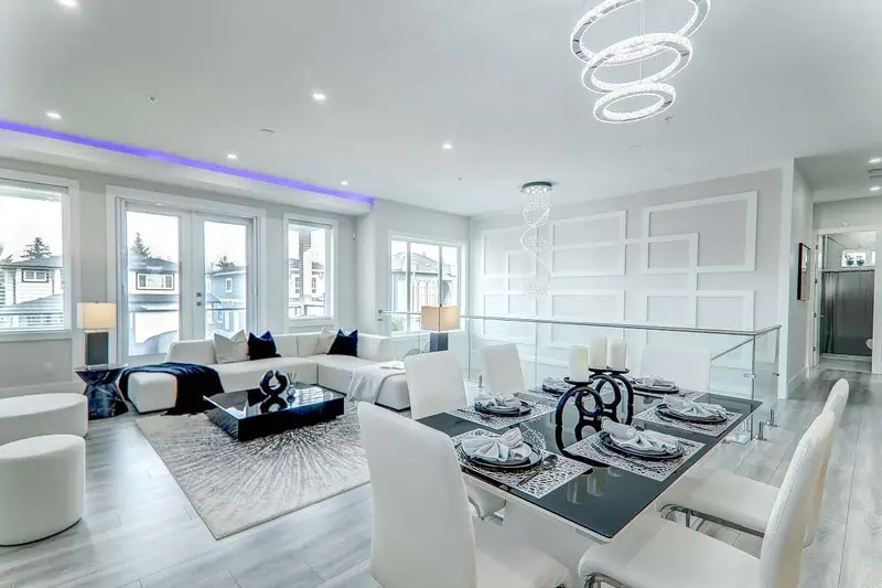 8559 BENEDICT BOULEVARD - photo 1 of 25