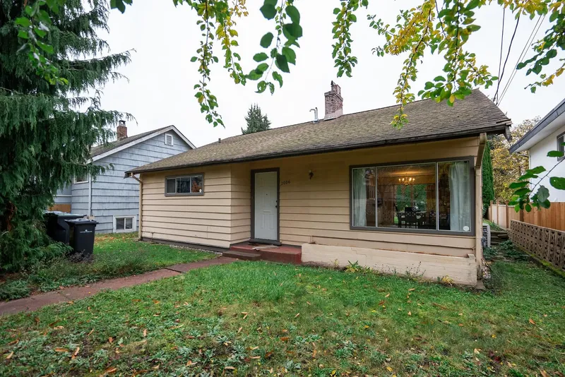 2006 HAMILTON STREET - photo 1 of 25