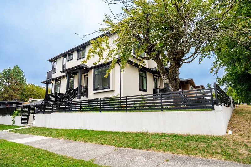 6370 ROSS STREET - photo 1 of 25