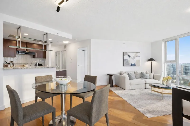 2502 455 BEACH CRESCENT - photo 4 of 25