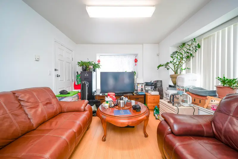 6789 GILLEY AVENUE - photo 4 of 25