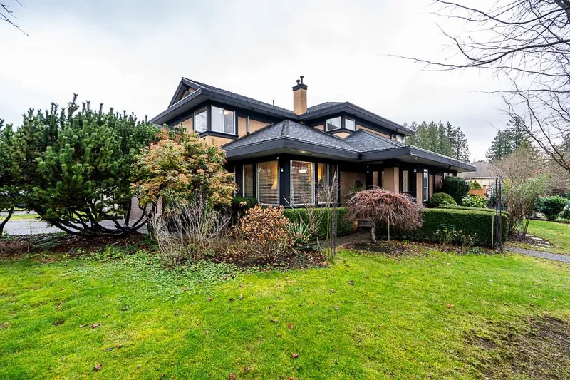 11110 156 STREET - photo 3 of 25