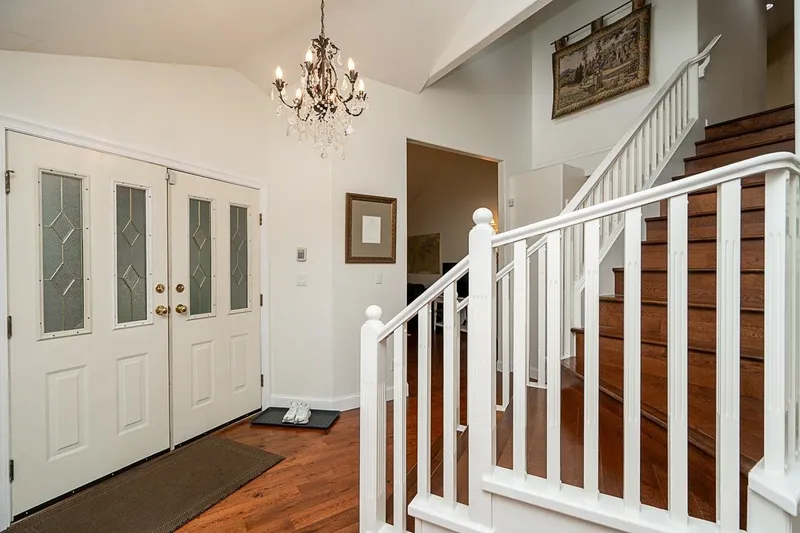 11110 156 STREET - photo 4 of 25