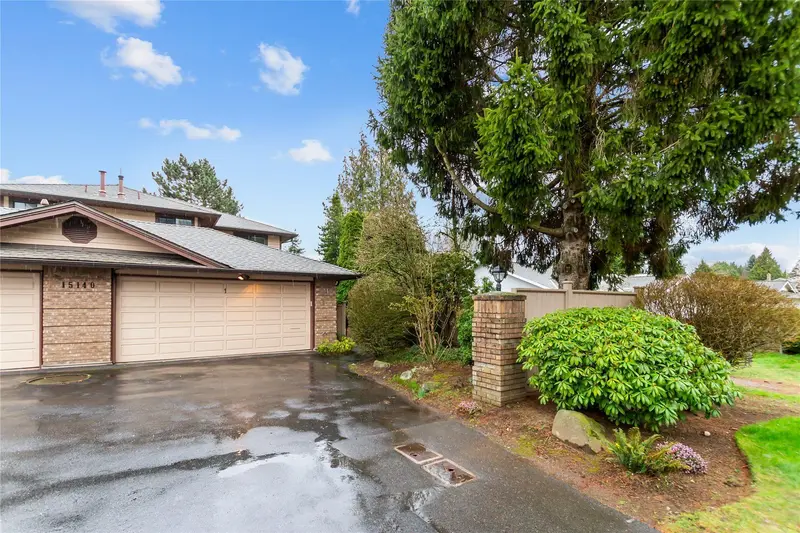 1 15140 20 AVENUE - photo 4 of 25