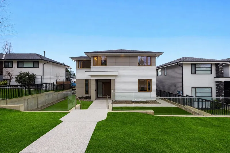 2150 KUGLER AVENUE - photo 1 of 25